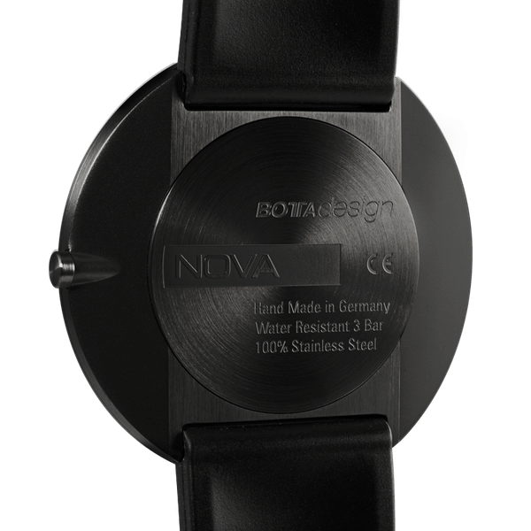NOVA Plus Quartz All Black Watch